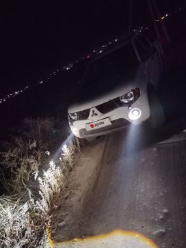  Mitsubishi L200 2008 , 900000 , 