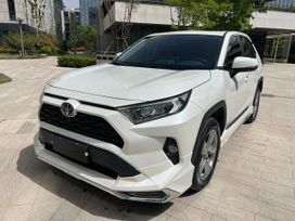 SUV   Toyota RAV4 2021 , 1890000 , 