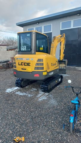 - SDLG (LGCE) E635F 2023 , 4000000 , 