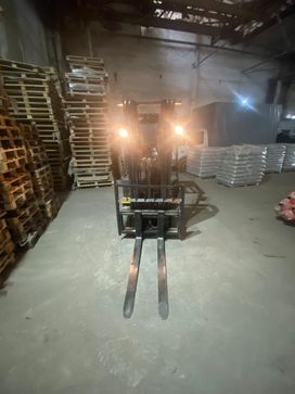   Komatsu FG15T-21 2014 , 600000 , 