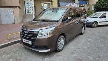   Toyota Noah 2014 , 1700000 , 
