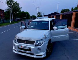 SUV   Mitsubishi Pajero 2010 , 2130000 , 