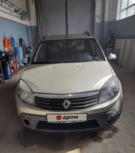  Renault Sandero Stepway 2012 , 600000 , 