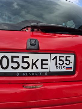  3  Renault Clio 2000 , 200000 , 