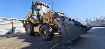 - JCB 3CX 2024 , 4400000 , -