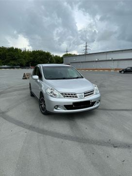  Nissan Tiida Latio 2009 , 700000 , 