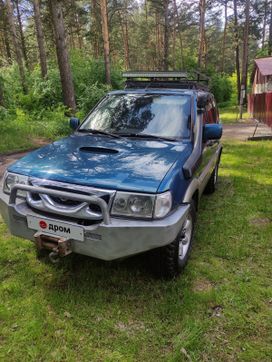 SUV   Nissan Terrano II 2001 , 950000 , 