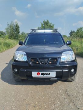 SUV   Nissan X-Trail 2002 , 660000 , 
