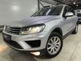 SUV   Volkswagen Touareg 2015 , 3300000 , 