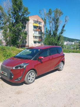    Toyota Sienta 2021 , 1650000 , -