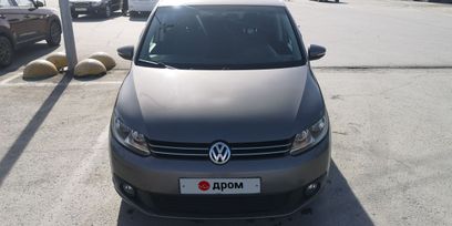   Volkswagen Touran 2011 , 950000 , 