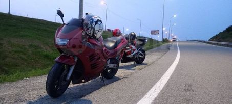 -  Suzuki RF 900R 1994 , 250000 , 