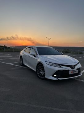  Toyota Camry 2021 , 3300000 , 
