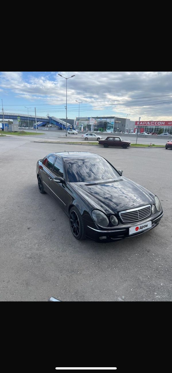  Mercedes-Benz E-Class 2002 , 940000 , 
