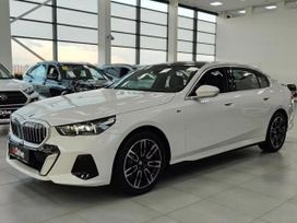  BMW 5-Series 2024 , 9049000 , --
