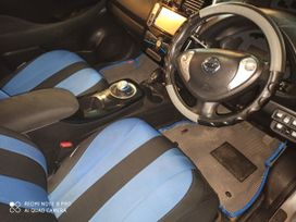  Nissan Leaf 2014 , 500000 , 