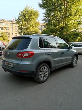 SUV   Volkswagen Tiguan 2009 , 950000 , 