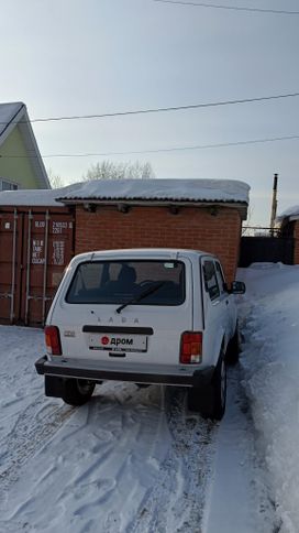  3   4x4 2121  2023 , 1050000 , 