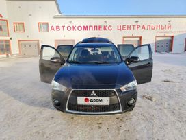 SUV   Mitsubishi Outlander 2010 , 1350000 , -