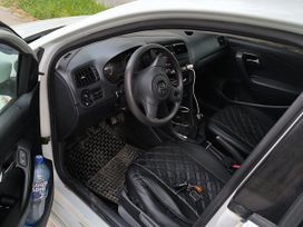  Volkswagen Polo 2014 , 600000 , 