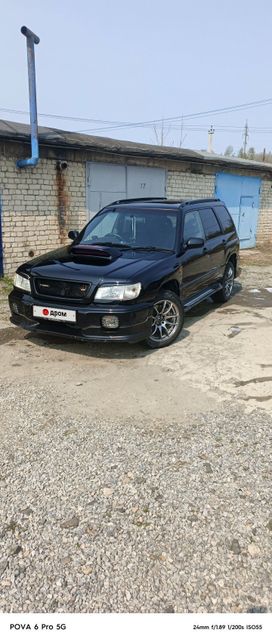 SUV   Subaru Forester 2000 , 800000 , 
