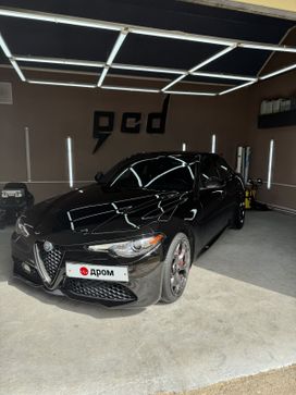  Alfa Romeo Giulia 2020 , 2600000 , 