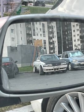  Toyota Mark II 1989 , 700000 , 