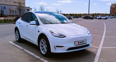 SUV   Tesla Model Y 2021 , 4100000 , 