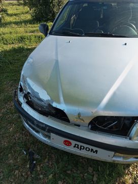  Mitsubishi Carisma 2002 , 175000 , 