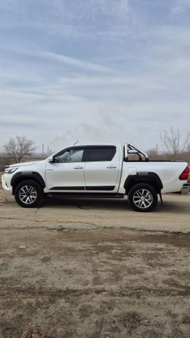  Toyota Hilux 2016 , 3550000 , 