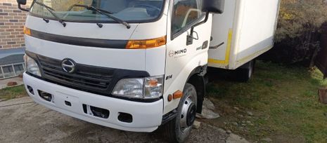   Hino 300 2012 , 1800000 , 