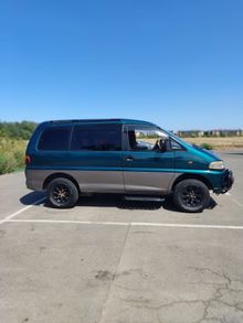  Delica, 1994