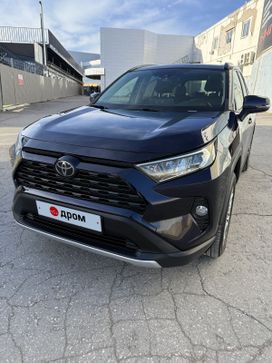 SUV   Toyota RAV4 2020 , 3295000 , 
