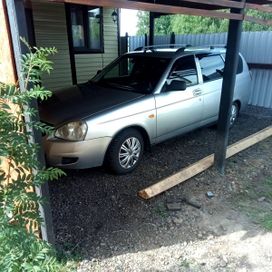    2010 , 305000 , 