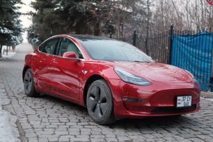  Tesla Model 3 2020 , 2999999 , 