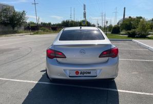  Opel Astra 2013 , 1030000 , 