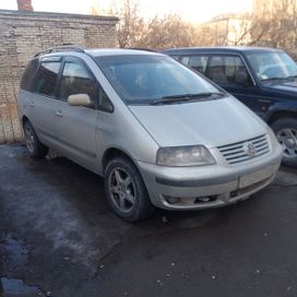    Volkswagen Sharan 2002 , 650000 , 