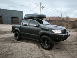  Toyota Hilux 2013 , 2100000 , 