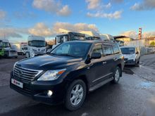 - LX570, 2010