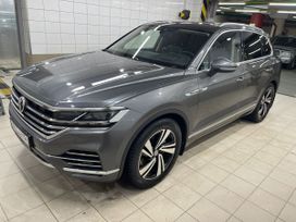 SUV   Volkswagen Touareg 2018 , 4900000 , 