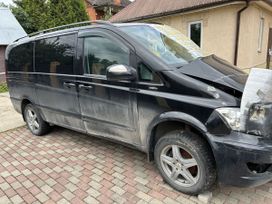   Mercedes-Benz Viano 2012 , 900000 , 