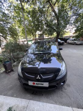    Mitsubishi Grandis 2007 , 730000 , 