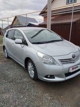    Toyota Verso 2009 , 920000 , 