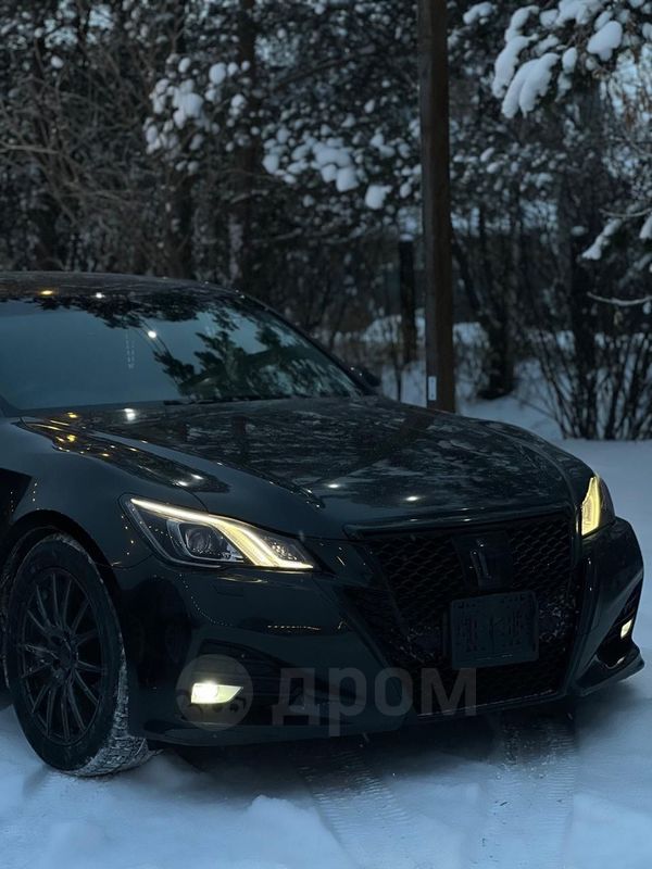  Toyota Crown 2017 , 2810000 , 