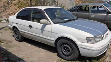 Седан Toyota Corsa 1999 года, 200000 рублей, Владивосток