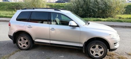 SUV   Volkswagen Touareg 2009 , 1100000 , 