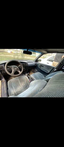  Nissan Primera 1992 , 120000 , 
