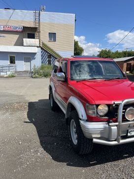 3  Mitsubishi Pajero 1992 , 500000 ,  