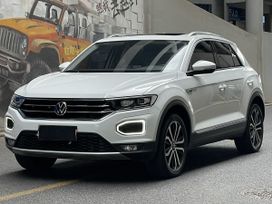 SUV   Volkswagen T-Roc 2020 , 1820000 , 