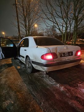  Mercedes-Benz E-Class 1996 , 320000 , 